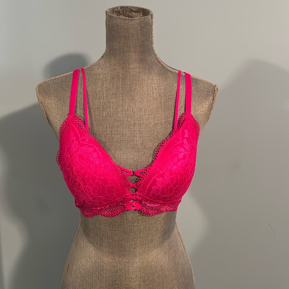 Hot pink La Senza bra, large.